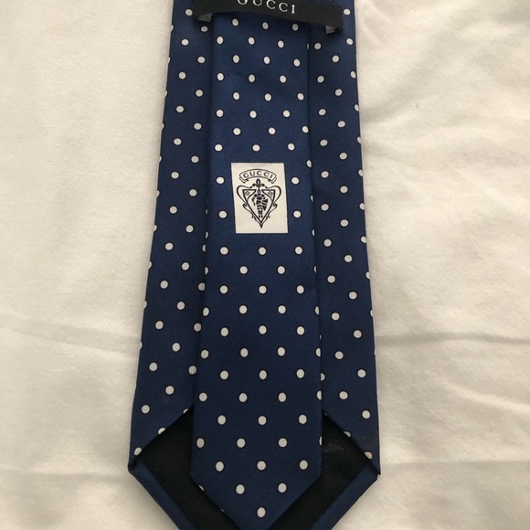 Gucci Navy with White Polka Dots Mens Tie - Picture 3 of 4